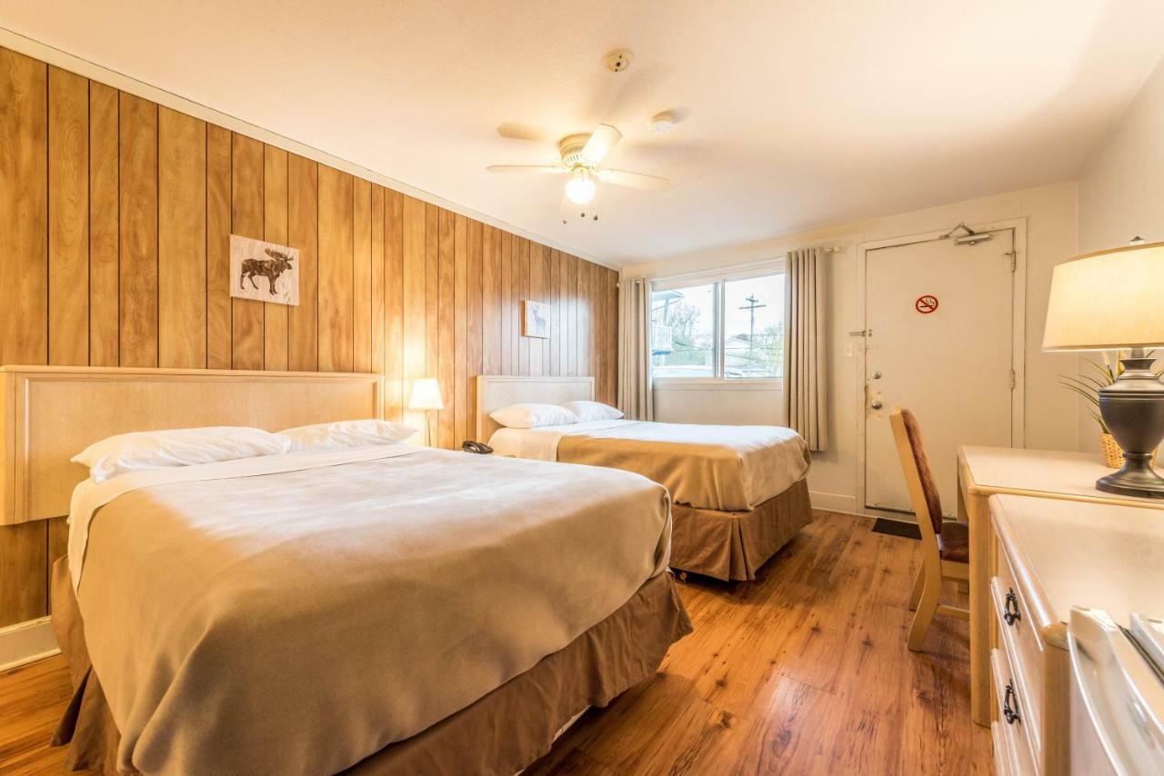 Lake City Motel Дартмут Экстерьер фото